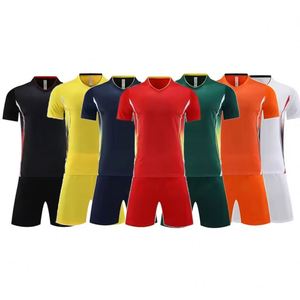 Ensemble de maillots de football de haute qualité avec logo personnalisé imprimé par transfert thermique, 100% polyester, séchage rapide, service OEM, style maillot de football - Product Image 1