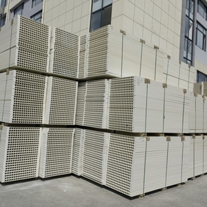 Panneau de porte de salle de bain WPC <span class=keywords><strong>SunnyTech</strong></span> à prix de gros 35mm / 40mm / 45mm avec film PVC laminé, matériau fini imperméable - Product Image 3