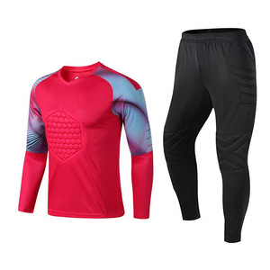 Ensemble de maillot de football pour hommes, manches longues, dégradé rouge, col en V, respirant, séchage rapide, rembourré, vêtements de sport ajustés, pantalon long - Product Image 1