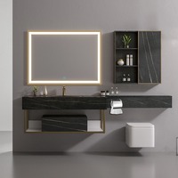 Meuble-lavabo mural double vasque pour hôtel et maison, design cannelé blanc avec deux vasques bleues intégrées, miroirs à cadre doré