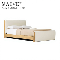 Lit double moderne en bois massif de luxe léger avec tête de lit en tissu lin beige, mobilier de chambre durable pour appartement