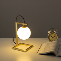 Lampe de chevet en métal doré au Design moderne, minimaliste et luxueux, pour chambre à coucher