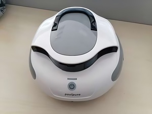 E04 Avenli Jilong 290956 หุ่นยนต์ทําความสะอาดไร้สายแบตเตอรี่ลิเธียมไอออนน้ําหนักเบาทําความสะอาดสระว่ายน้ําและสปาใช้งานง่าย - Product Image 3