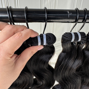 Extensiones de Cabello Humano Virgen Camboyano Ondulado Natural, Color Natural, Textura Densa, Cutícula Alineada, Doble Trama a Máquina, Brillante - Product Image 5