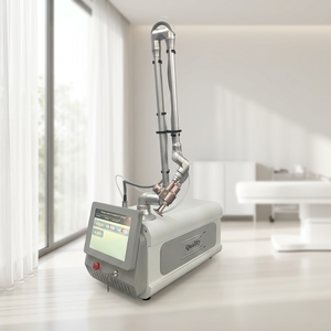 Le plus récent Laser fractionnel Co2 de qualité supérieure Laser fractionné CO2 vertical Resurfaçage de la peau Machine d'élimination des rides - Product Image 1
