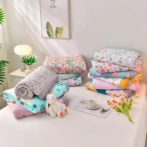 Customized lazada best selling summer queen quilted comforter