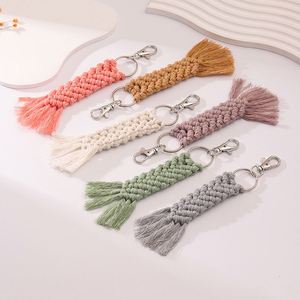Porte-clés bohème tissé à pompons, pendentif pour sac ou voiture, fait main, durable, cadeau promotionnel - Product Image 2