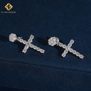 Pendientes Clásicos de Cruz en Oferta, Pendientes Redondos con Diamantes Cultivados en Laboratorio, Engaste de Plata 925, Cierre de Rosca - Product Image 3