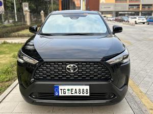 Auto Usado COROLLA CROSS Modelo 2024 2.0L 171Hp L4 CVT Edición Pioneer 20000 Kilómetros Pintura y Acabado Originales Negro en Stock - Product Image 1