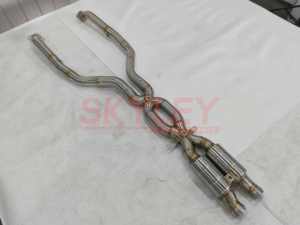 Modification d'échappement automobile Convient pour <span class=keywords><strong>BMW</strong></span> <span class=keywords><strong>BMW</strong></span> M3 <span class=keywords><strong>E92</strong></span> <span class=keywords><strong>V8</strong></span> 4.0l 2008-2013 Tuyau d'échappement intermédiaire en acier inoxydable Tuyau avant X - Product Image 5