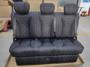 Siège de voiture modifié de siège arrière de style camionnette de luxe pour le <span class=keywords><strong>camping</strong></span> Literie confortable incluse - Product Image 2