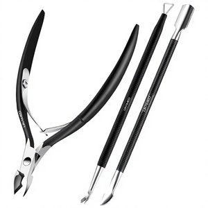 LIKAMED Pince à cuticules avec poussoir à cuticules Triangle Poussoir à cuticules Éplucheur Grattoir Kit 3 PCS avec étui en cuir - Product Image 1