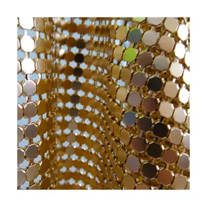 Rideau en maille tissée décoratif coloré en acier inoxydable avec paillettes, résistant à la corrosion - Product Image 1