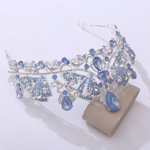 Nouveauté <span class=keywords><strong>fleur</strong></span> cristal couronne <span class=keywords><strong>de</strong></span> princesse <span class=keywords><strong>bouquet</strong></span> <span class=keywords><strong>de</strong></span> mariée <span class=keywords><strong>de</strong></span> haute qualité diadème <span class=keywords><strong>de</strong></span> mariage strass en métal accessoires <span class=keywords><strong>de</strong></span> cheveux pour la reine - Product Image 4