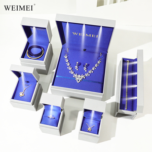 WEIMEI Luxury Jewelry Gift Boxes With Led Lighting Hinged Rectangular Packaging For Ring Pendant Necklace - Product Image 6