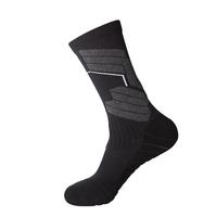 Vente en gros OEM Bas de serviette entraînement antidérapant hommes Elite Sports coussin personnalisé épais course basket-ball chaussettes en coton