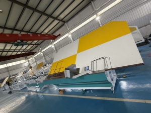 מכונת כיפוף אוטומטית לפסי אלומיניום עם בקרת PLC, הזנת סרבו CNC, מכונת עיבוד זכוכית לזכוכית כפולה - Product Image 2