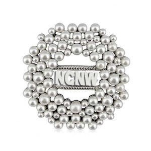 Collana di perle rotonde viola a tre fili con ciondolo del Consiglio Nazionale delle Donne Afroamericane Topvesko - Product Image 2
