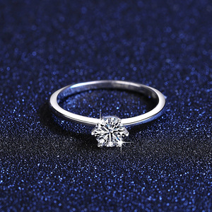 Bague en diamant moissanite, bague en argent sterling S925, bague en forme de flocon de neige, bague en forme de cœur, bijoux classiques minimalistes pour femmes - Product Image 4