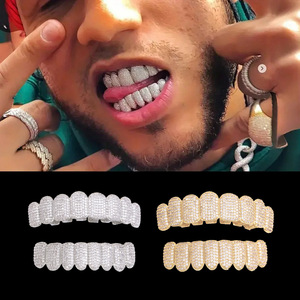 Grillz Hip Hop entièrement incrusté de zircon, ensemble de 8 dents, bijoux dentaires pour hommes, usage quotidien, couleur or et argent - Product Image 1