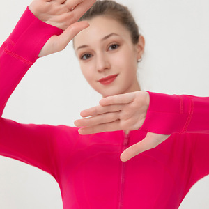 Veste de sport pour femme, respirante, légère, avec logo frontal, coupe ajustée, manches longues, grande taille, pour la course à pied et le yoga - Product Image 2