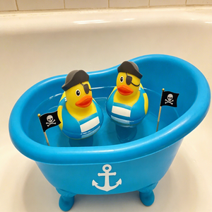 Özelleştirilmiş Çocuk Su Oyuncağı Vinil Kauçuk Gıcırtılı Tek Gözlü Korsan Ördek Bebekler İçin Banyo Oyuncağı - Product Image 4