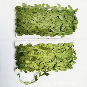Guirlande de feuilles vertes artificielles Pengteng, 10 cm, en tissu polyester gaufré, pour décoration de mariage, décoration intérieure, matériaux artisanaux - Product Image 1