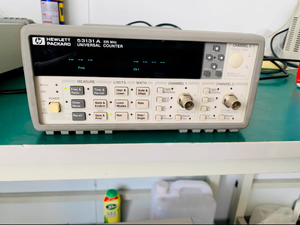 KEYSIGHT Agilent HP53131Aユニバーサル周波数カウンター3GHZ3ポート # L - Product Image 2