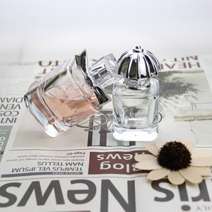 Flacon de <span class=keywords><strong>parfum</strong></span> en forme de cœur avec nœud papillon, boîte cadeau, flacon de <span class=keywords><strong>parfum</strong></span> en verre glamour pour emballage cosmétique de luxe - Product Image 3