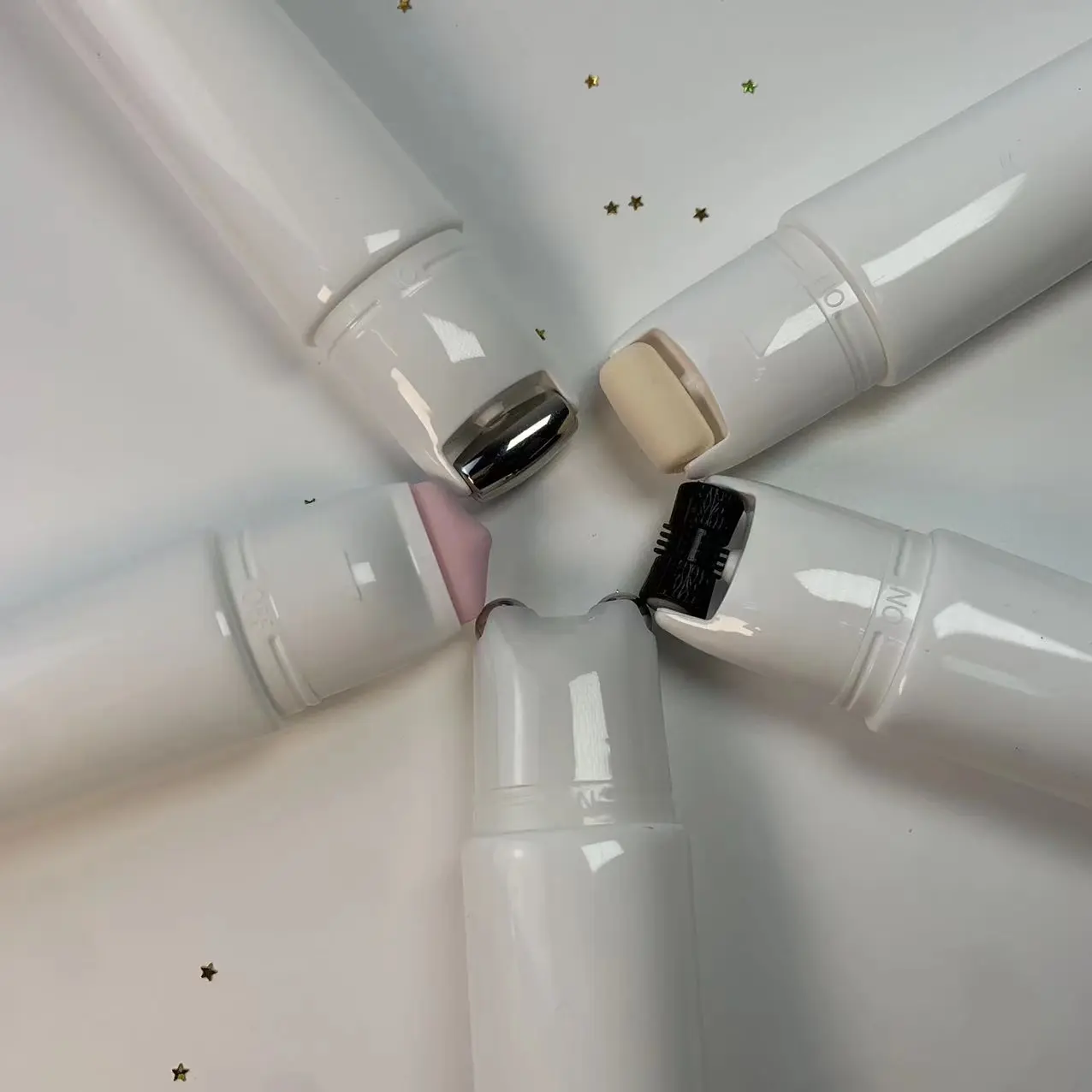 Tubo per lozione per imballaggio cosmetico a compressione vuota multifunzione tubo per massaggio con tubo a sfera in acciaio inossidabile