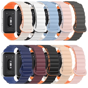 <span class=keywords><strong>Bracelet</strong></span> de <span class=keywords><strong>montre</strong></span> magnétique en silicone de luxe pour Samsung Galaxy Fit 3, <span class=keywords><strong>bracelet</strong></span> de <span class=keywords><strong>montre</strong></span> tout-en-un avec connecteur métallique - Product Image 2