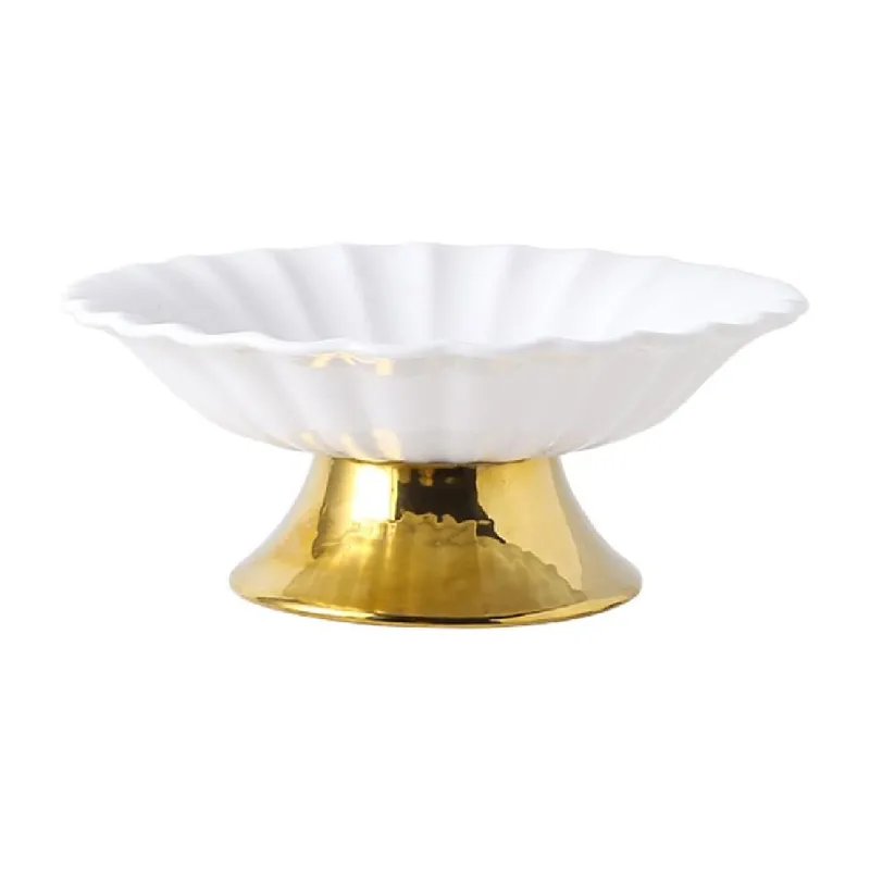 Luxury Gold Plated Ceramic Dried Fruit Dish Tea Time Heart Creative Fruit Plate Restaurant Salad Plate