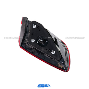 ชุดไฟท้ายขายดี 4 ชิ้น สำหรับมาเซราติ ควอตโตรปอร์เต้ ปี 2013-2018 670009228 670009229 - Product Image 6