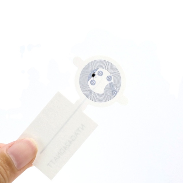 HF 13.56MHZ NTAG213TT NTAG424DNA/TT Security Mini Tag Coater Paper NFC Square Roll Labels Customizable Adhesive RFID Sticker