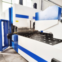 Cintreuse automatique de tôles métalliques de 1600 mm de pointe avec moteur PLC et formage d'extrémités à roulements