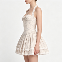 Minivestido Corsé Halter Floral Beige con Lazo Delantero, Falda Plisada y Ribete de Encaje, Estilo Dulce Cottagecore para Fiesta, Ropa de Verano para Mujer