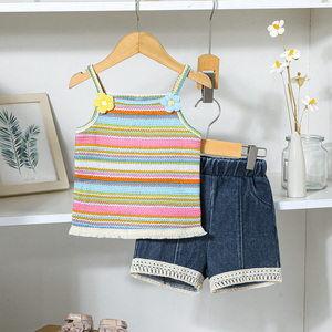 Conjunto de Ropa de Verano de Dos Piezas para Niñas de 4 a 7 Años, Estilo Casual, Shorts de Spandex/Poliéster, Top a Rayas sin Mangas, Uso Diario - Product Image 1