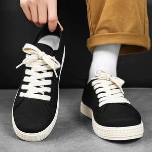 Zapatos de hombre Zapatos casuales con transpirabilidad y simplicidad Lona con diseño delgado Zapatos retro versátiles y modernos Ligeros - Product Image 2