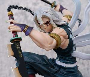 Figura in PVC da 27CM di <span class=keywords><strong>Demon</strong></span> <span class=keywords><strong>Slayer</strong></span>: Kimetsu No Yaiba, Uzui Tengen in Versione Combattimento, Giocattolo Anime Cartoon - Product Image 3