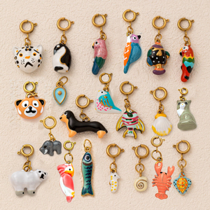 Boutique de Animales Esmaltados | Dije con Colgante de Animal de Acero Inoxidable Chapado en Oro de 18K PVD para Fabricación de Joyas | Impermeable y Duradero - Product Image 1