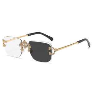 DF6063 <span class=keywords><strong>Gafas</strong></span> de Sol Fotocromáticas sin Montura <span class=keywords><strong>para</strong></span> <span class=keywords><strong>Hombre</strong></span> y Mujer, Decoración de Diamantes, <span class=keywords><strong>Gafas</strong></span> de Sol Cuadradas, Protección UV <span class=keywords><strong>para</strong></span> Fiestas y Uso Diario - Product Image 1