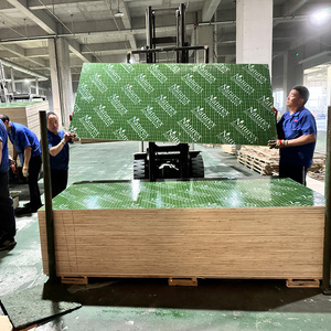 <span class=keywords><strong>Tablero</strong></span> de Contrachapado Estándar Biz, Revestimiento Impermeable, Película Fenólica, Contrachapado Laminado de Doble Cara <span class=keywords><strong>para</strong></span> Encofrado de Hormigón - Product Image 1