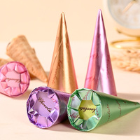 Cornet de gaufrette croustillante en forme de crème glacée solide certifiée Halal, enrobé de chocolat, avec noix, vente en gros, fabricant chinois