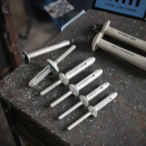 Chất lượng cao tất cả các loại đèn Lồng nhôm tri-gấp không thấm nước Pop mù đinh tán - Product Image 6