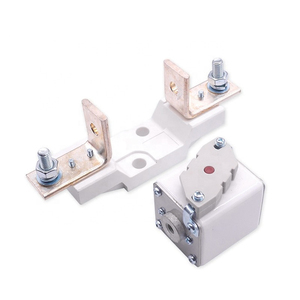 <span class=keywords><strong>NH</strong></span> NT RT16 63A 100A 125A 160A 200A 250A 300A 400A 500A 630A HRC Fusible de enlace y soporte de bloque de <span class=keywords><strong>fusibles</strong></span> de alto voltaje base de <span class=keywords><strong>fusibles</strong></span> 400A NT2 - Product Image 5