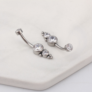 Chất lượng cao Titan cấy ghép lớp nội bộ ren trắng CZ bezel đính cườm rốn xuyên bụng nút Vòng - Product Image 2