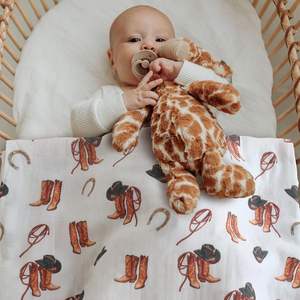 100% coton mousseline 2 couches armure couverture Ultra doux respirant blanc Western Cowboy bottes chapeaux imprimer bébé poussette couverture - Product Image 4