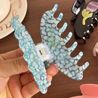 SHESHARES Pince à Cheveux Élégante en Acétate Style Français, Motif Fleur de Tulipe 3D, Grande Pince Requin Marbrée pour Femmes et Filles