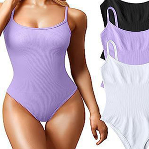 Body tendance à fines bretelles avec taille haute, panneaux latéraux sans couture et texture côtelée, idéal pour porter en superposition ou seul - Product Image 2