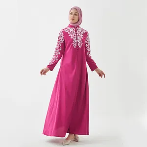 2024 Rose Rose Muslimah mode femmes abaya robe tenue de soirée avec couleur audacieuse